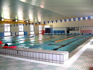 屋内プール