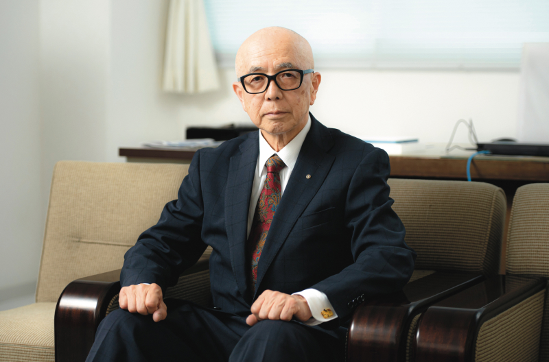 校長 芥川 隆淨